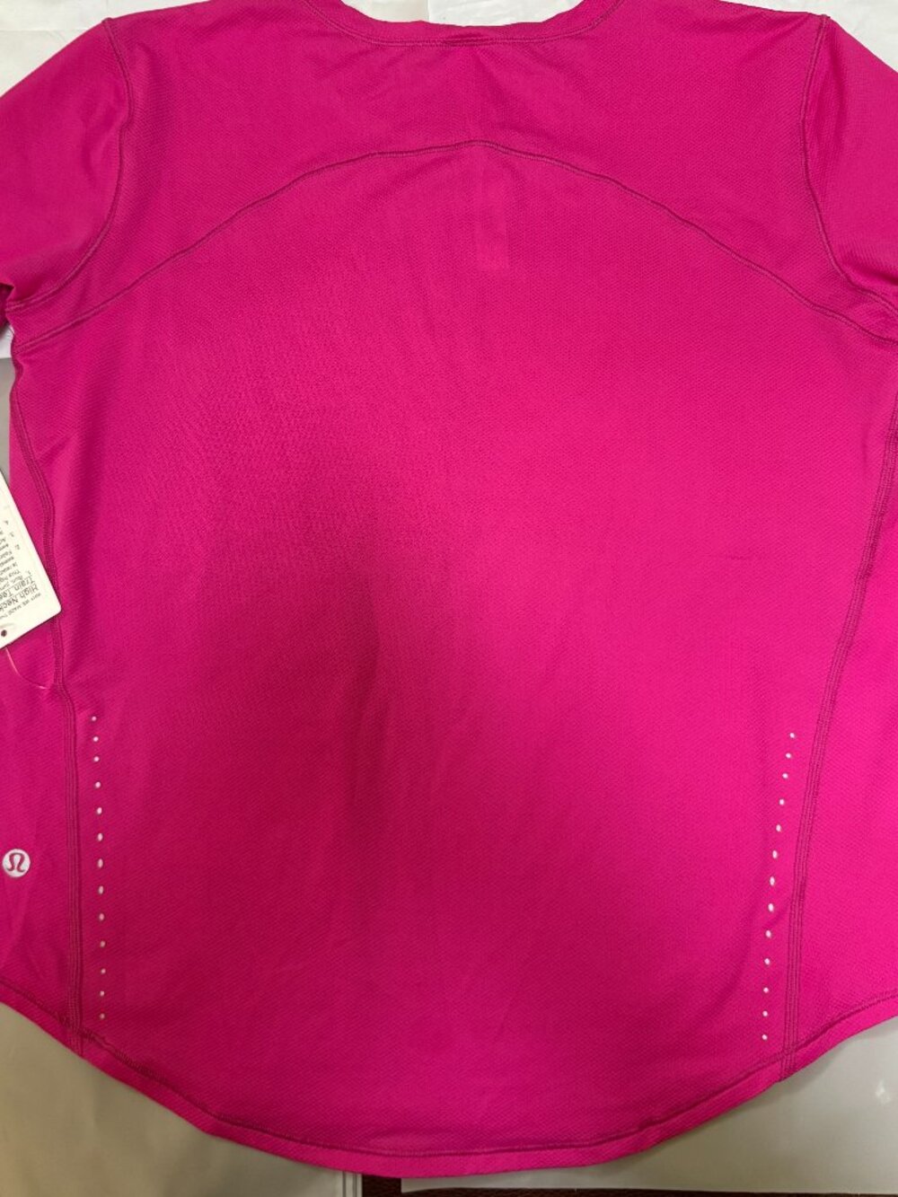 Lululemon High Neck Run and Train TeeSz 6 Sonic Pink